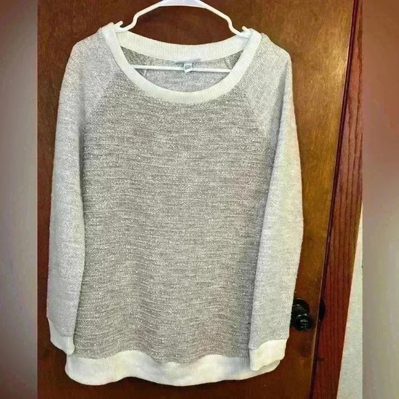 Liz Lange for Target Sweaters - Liz Lange Women’s Maternity Sweater